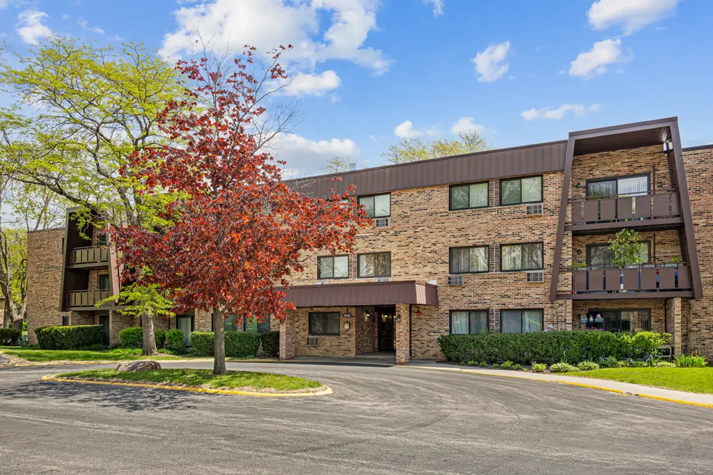 2604 North Windsor Drive Arlington Heights IL 60004