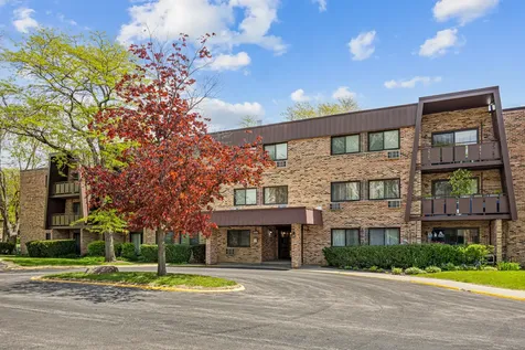 2604 North Windsor Drive Arlington Heights IL 60004