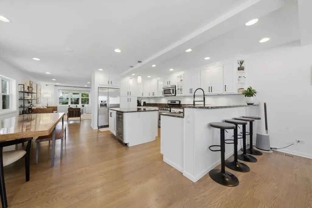 2112 West Superior Street Chicago IL 60612