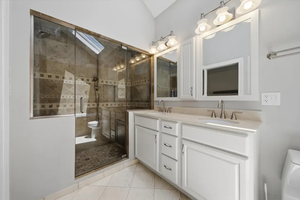 2112 West Superior Street Chicago IL 60612