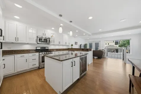 2112 West Superior Street Chicago IL 60612