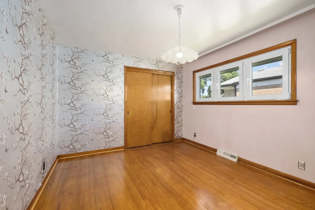 6235 South Nashville Avenue Chicago IL 60638
