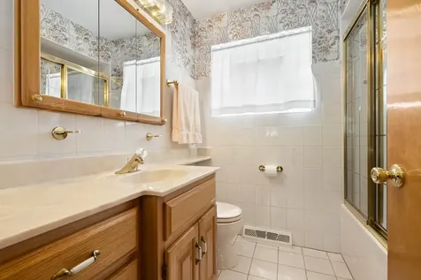 6235 South Nashville Avenue Chicago IL 60638
