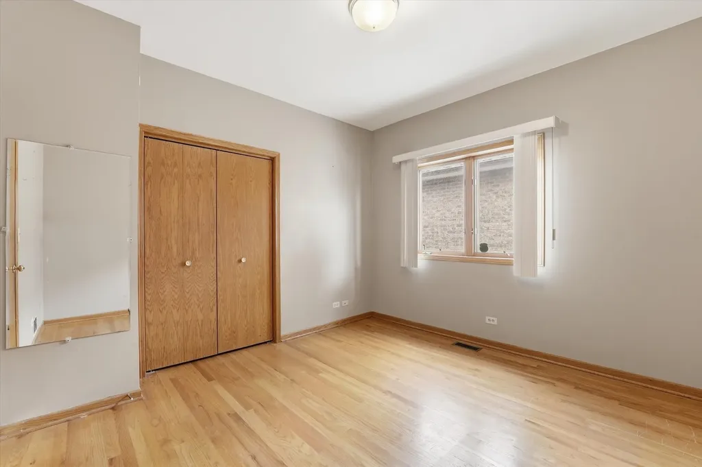 4818 North Sayre Avenue Chicago IL 60656