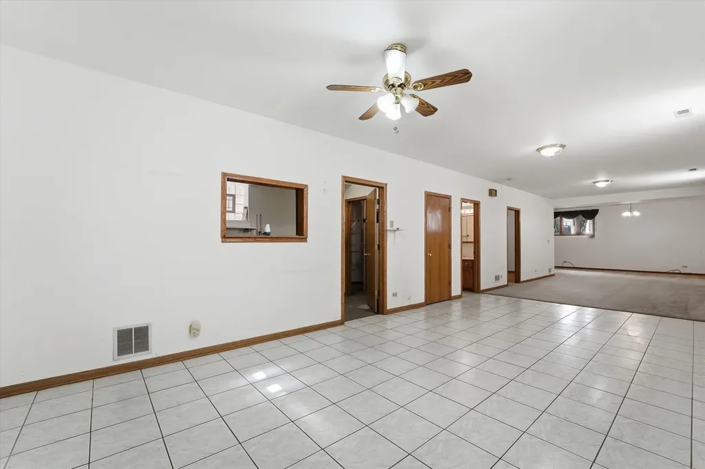 4818 North Sayre Avenue Chicago IL 60656