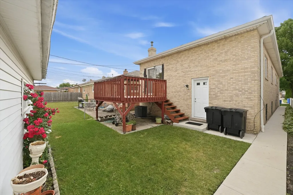 4818 North Sayre Avenue Chicago IL 60656