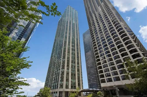 195 North Harbor Drive Chicago IL 60601