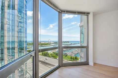 195 North Harbor Drive Chicago IL 60601