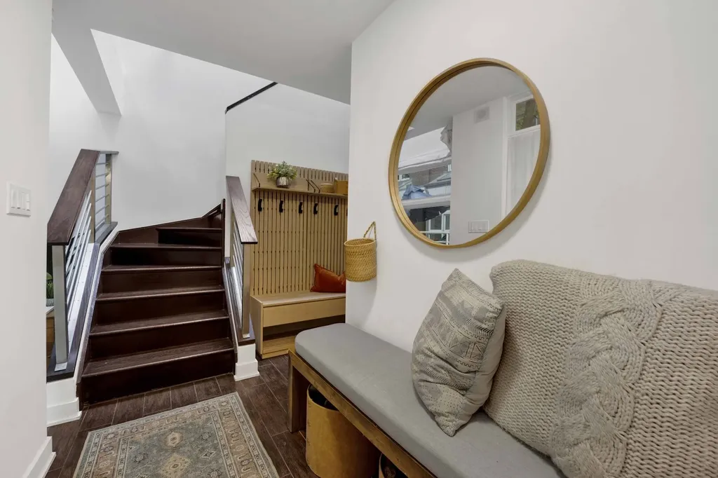 1967 North Maud Avenue Chicago IL 60614