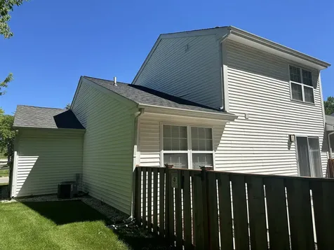 3214 Debra Drive Island Lake IL 60042