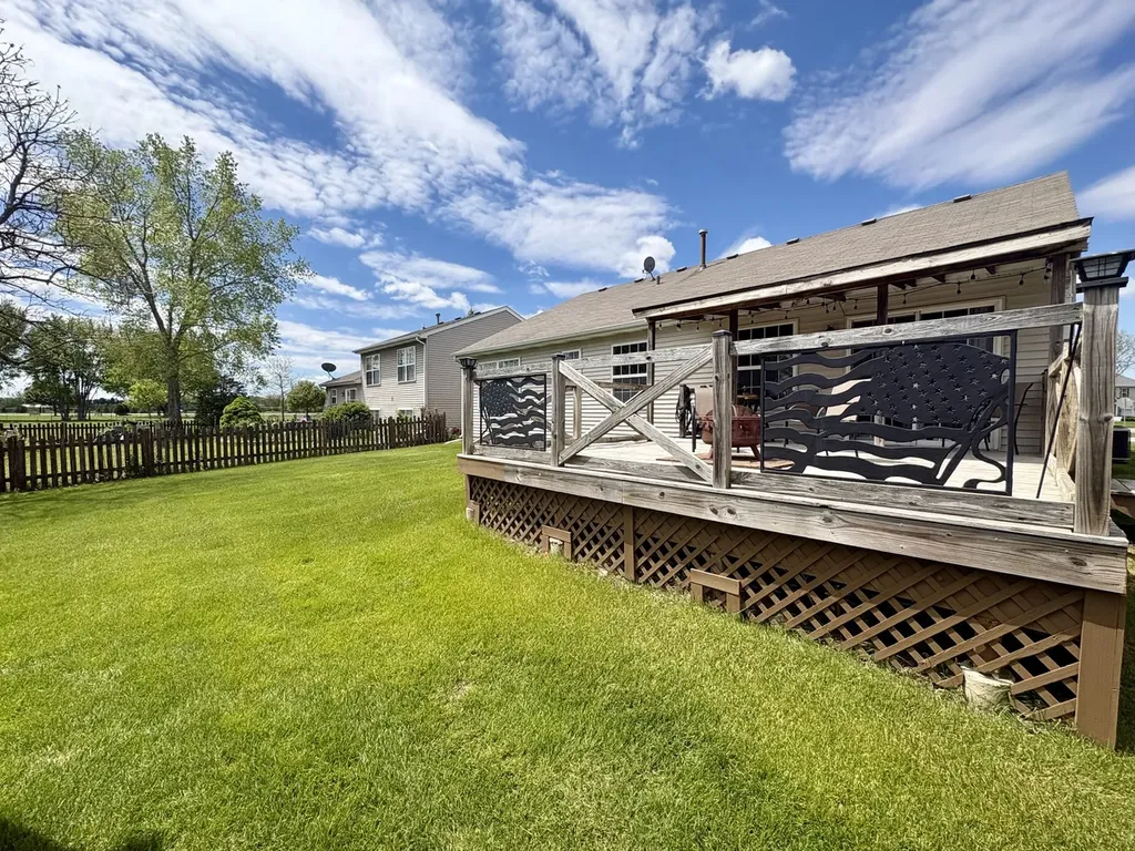 3150 Montrose Drive Lake In The Hills IL 60156