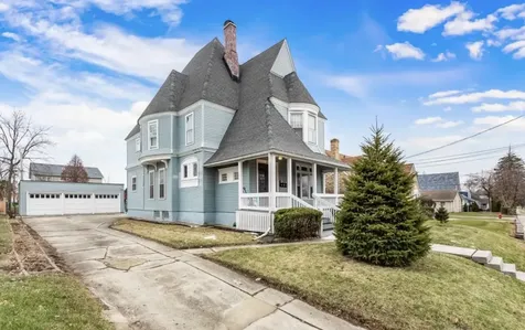 1105 Morton Avenue Elgin IL 60120