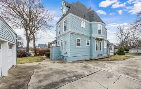 1105 Morton Avenue Elgin IL 60120