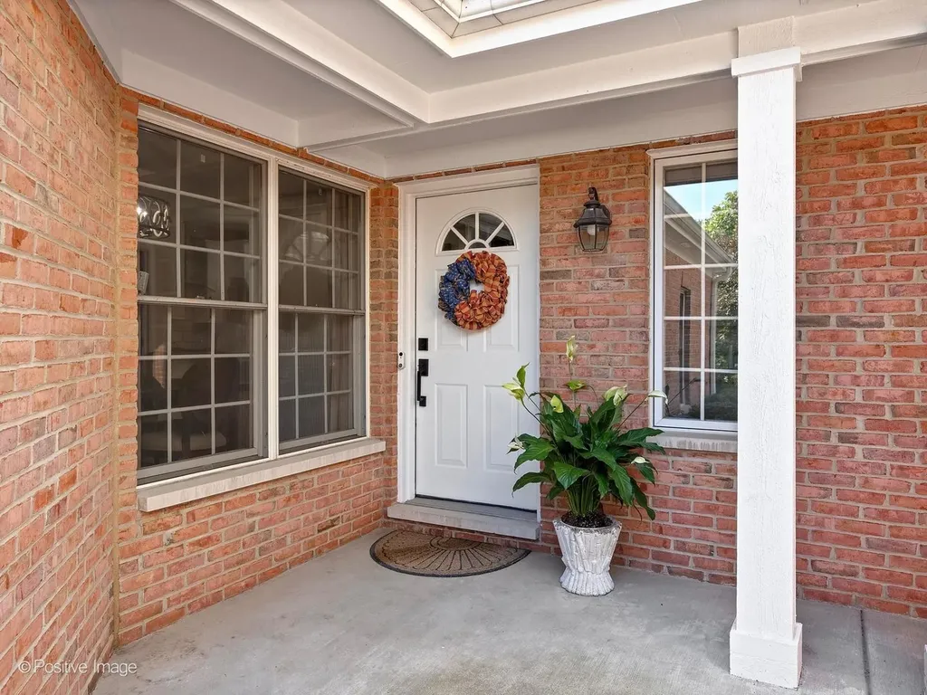324 Turnberry Lane Glen Ellyn IL 60137