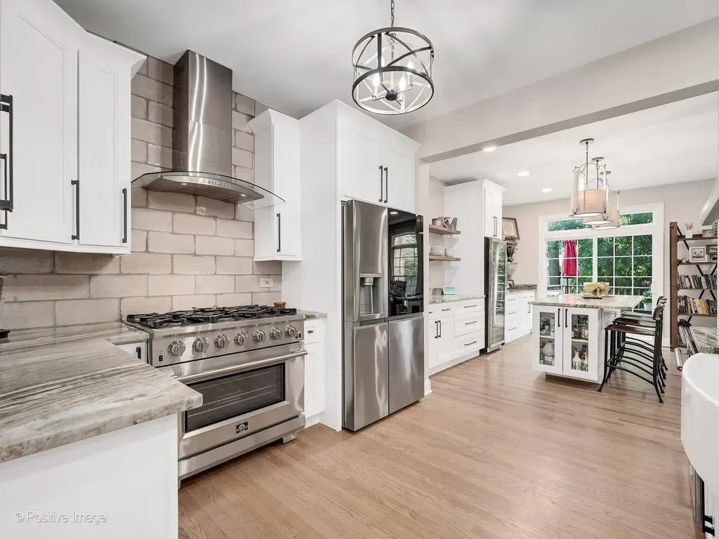 324 Turnberry Lane Glen Ellyn IL 60137