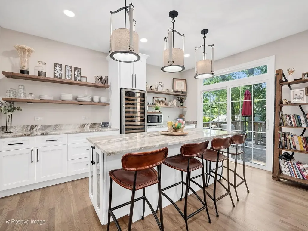 324 Turnberry Lane Glen Ellyn IL 60137
