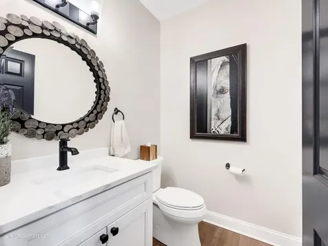 324 Turnberry Lane Glen Ellyn IL 60137
