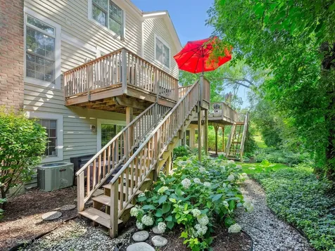 324 Turnberry Lane Glen Ellyn IL 60137