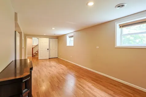1412 Windsor Circle Carpentersville IL 60110