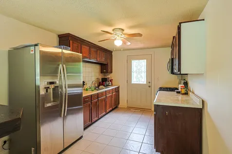 1412 Windsor Circle Carpentersville IL 60110