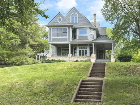 1201 Brown Hills Road Rockford IL 61107