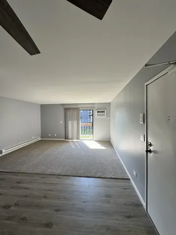 633 Virginia Road Crystal Lake IL 60014