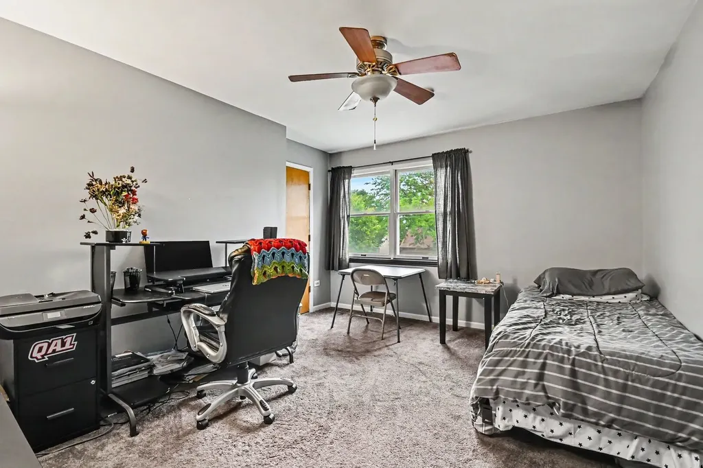 109 South Canyon Drive Bolingbrook IL 60490