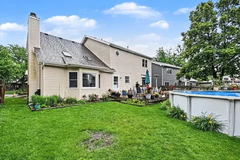 109 South Canyon Drive Bolingbrook IL 60490