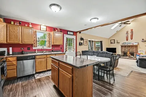 109 South Canyon Drive Bolingbrook IL 60490