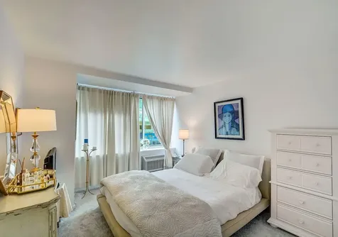 211 East Ohio Street Chicago IL 60611