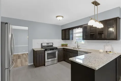 939 Honey Lane Crete IL 60417