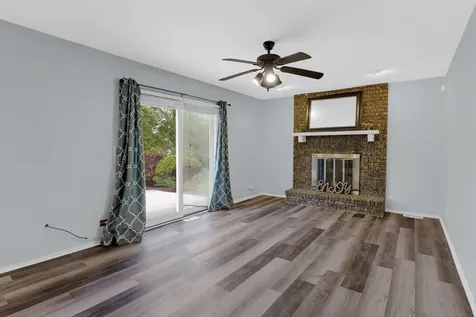 939 Honey Lane Crete IL 60417
