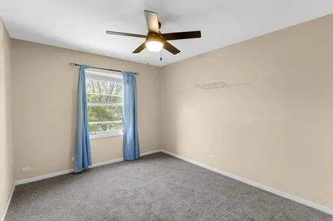 939 Honey Lane Crete IL 60417