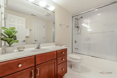 2232 Walters Avenue Northbrook IL 60062