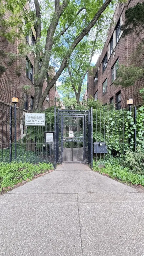 5455 South Ingleside Avenue Chicago IL 60615