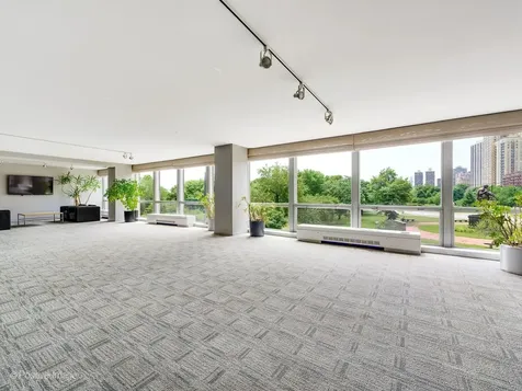 330 West Diversey Parkway Chicago IL 60657