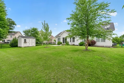 336 East Cloverlane Drive Sycamore IL 60178