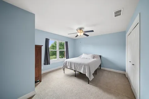 115 Pineridge Drive S Oswego IL 60543
