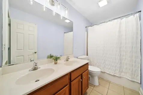 115 Pineridge Drive S Oswego IL 60543