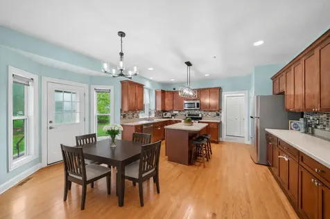 115 Pineridge Drive S Oswego IL 60543