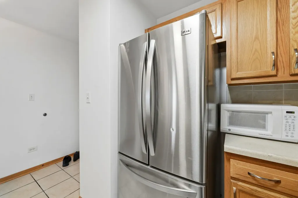313 West 23rd Place Chicago IL 60616
