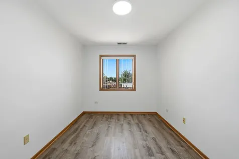 313 West 23rd Place Chicago IL 60616