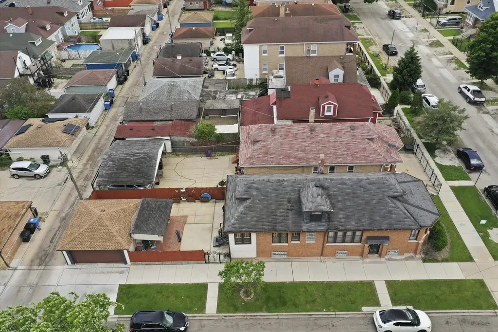 5401 South Richmond Street Chicago IL 60632