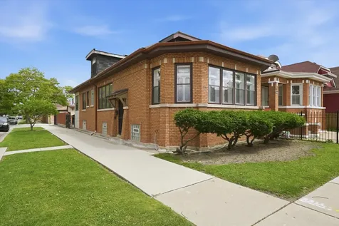 5401 South Richmond Street Chicago IL 60632