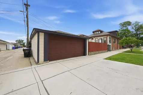 5401 South Richmond Street Chicago IL 60632