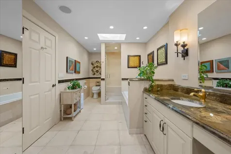 1426 Lorete Lane Northbrook IL 60062