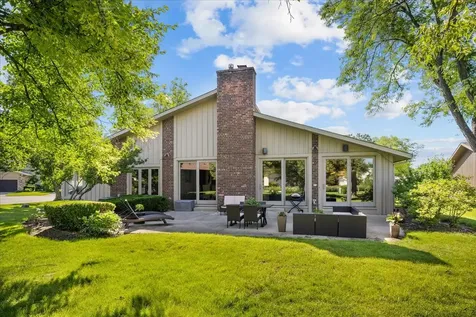 1426 Lorete Lane Northbrook IL 60062