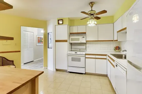 2025 Sherman Avenue Evanston IL 60201