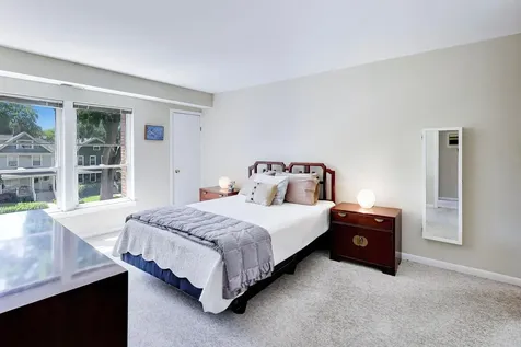 2025 Sherman Avenue Evanston IL 60201