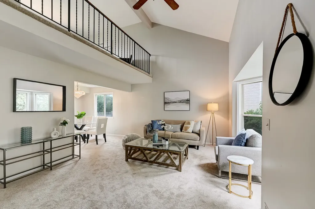 121 Heath Place Westmont IL 60559